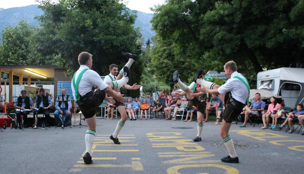 Foto: Schwimmbad Camping Hall Foto: Schwimmbad Camping Hall